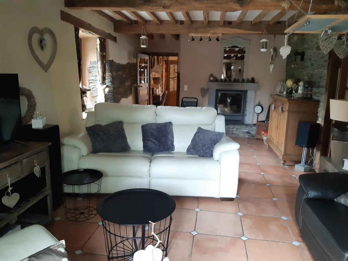 Gite Au Coeur De Champlon Esterno foto