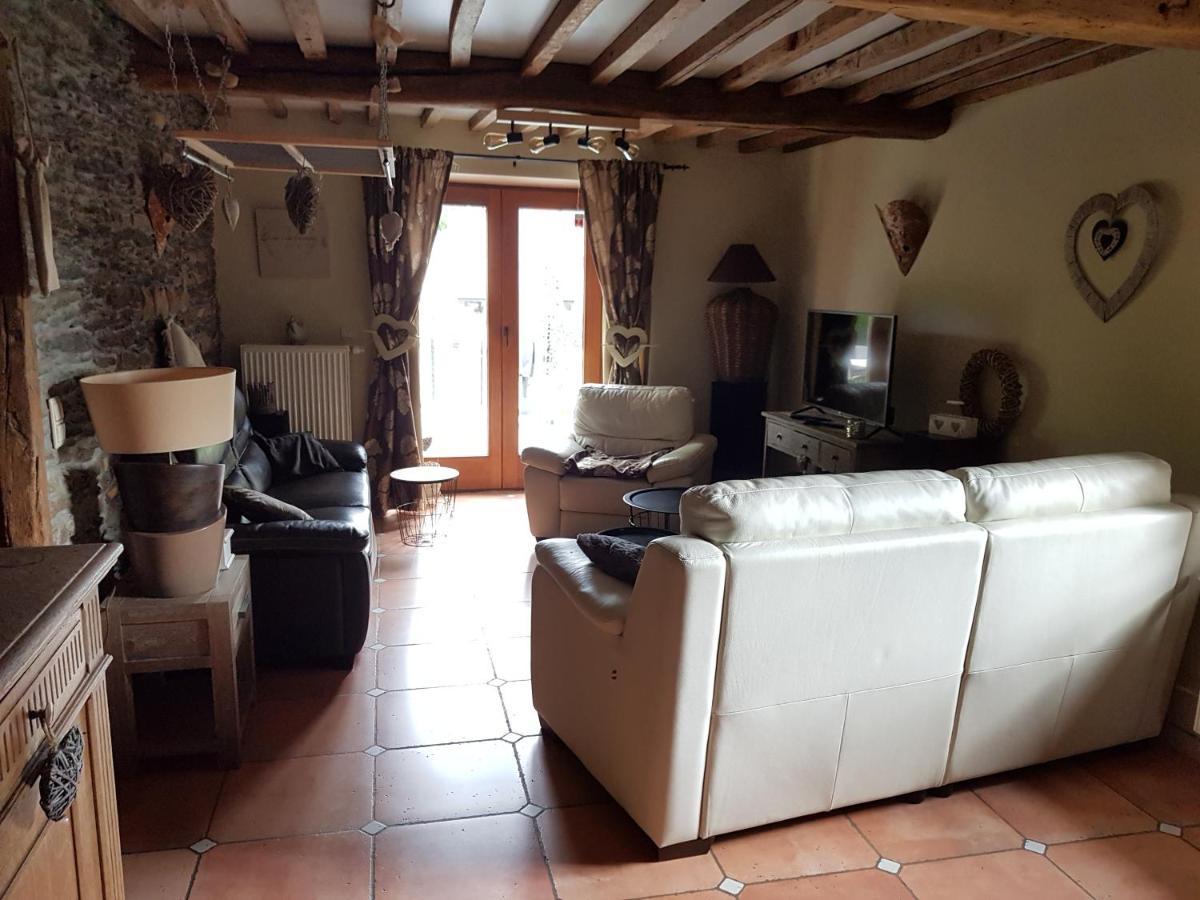 Gite Au Coeur De Champlon Esterno foto