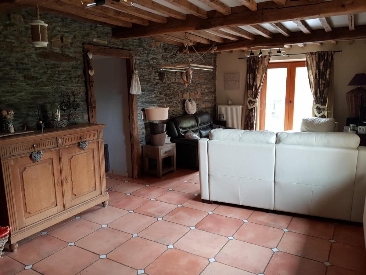 Gite Au Coeur De Champlon Esterno foto