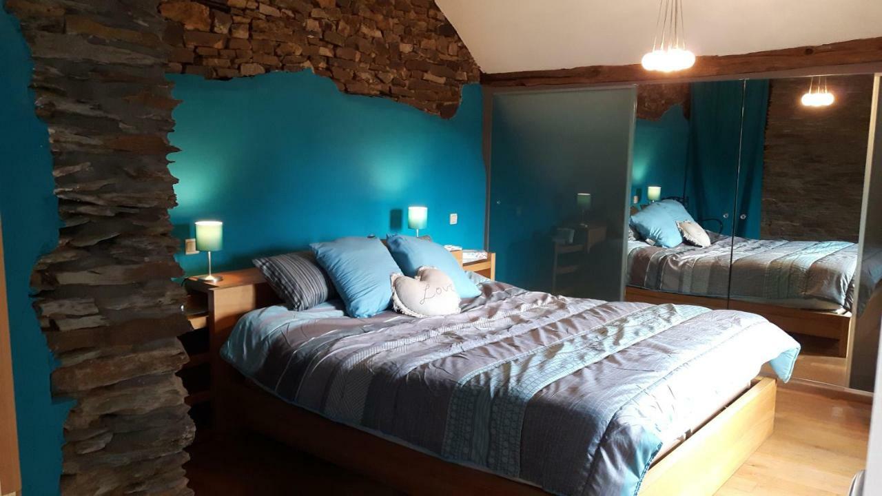 Gite Au Coeur De Champlon Esterno foto